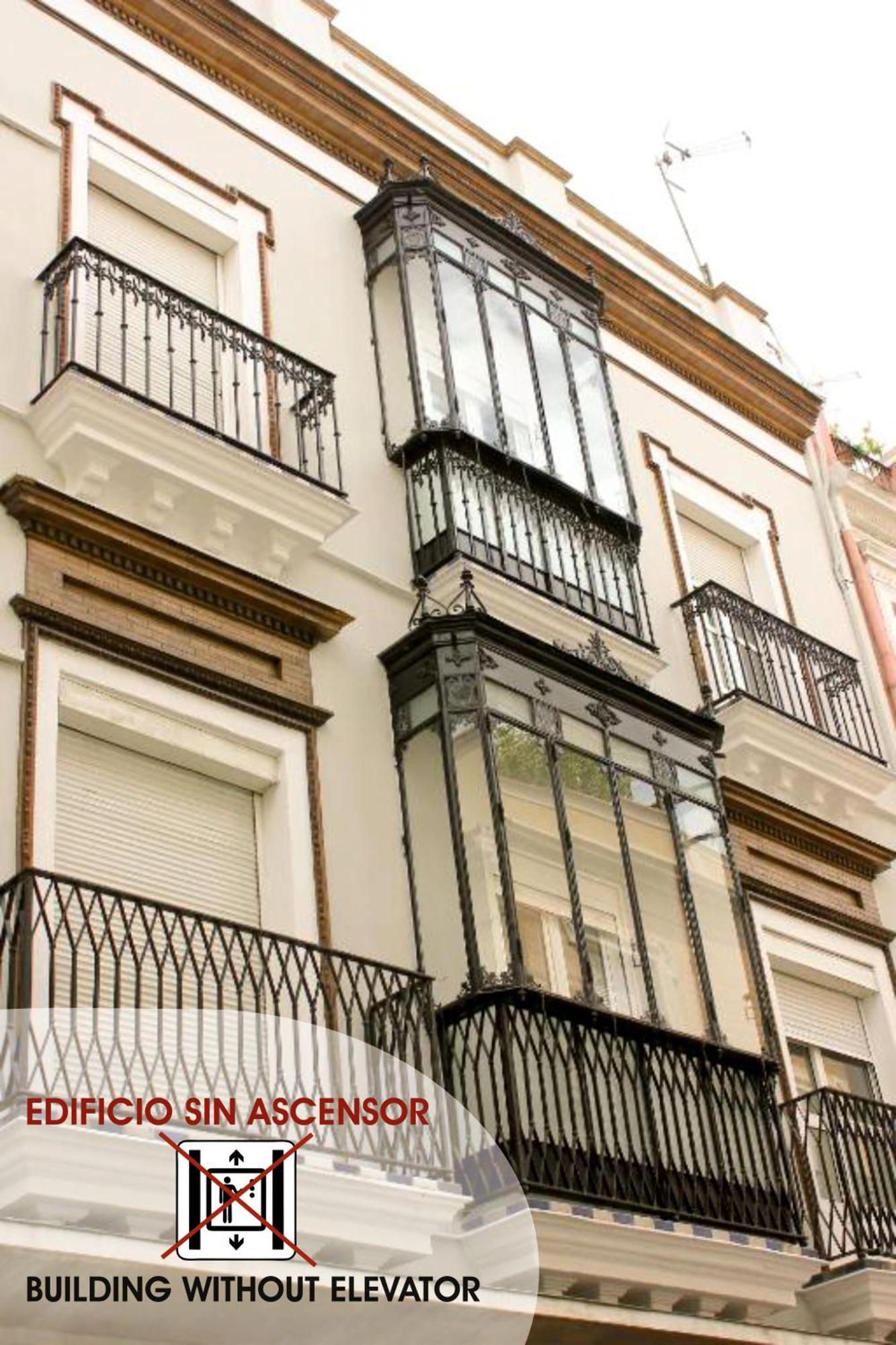Las Atarazanas - Design Hostal Seville Exterior photo
